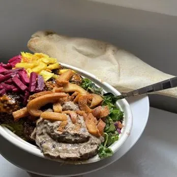 What to Expect at 2941 Mediterranean Street Food Royal Oak