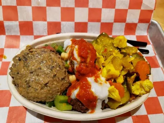 Why People Keep Coming Back to 2941 Mediterranean Street Food